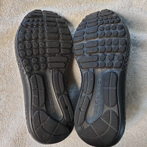Under Armour Charged Surge 4 Womens 6.5 Black Athletic Running Sporty - Picture 5 of 8